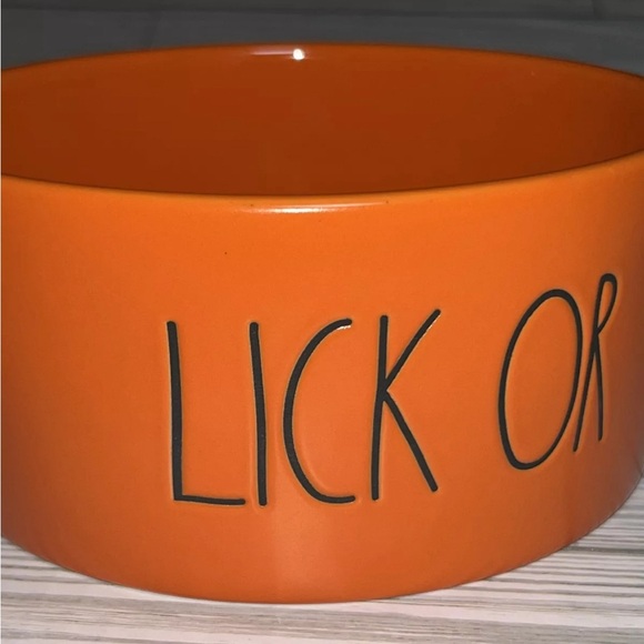 Rae Dunn Artisan Collection Halloween BOO & Lick or Treat 6" Bowl Cat Food Dog - Picture 5 of 6